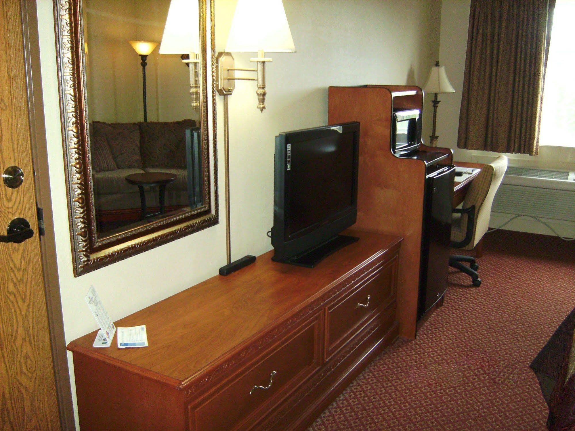 All American Inn & Suites Branson Ngoại thất bức ảnh