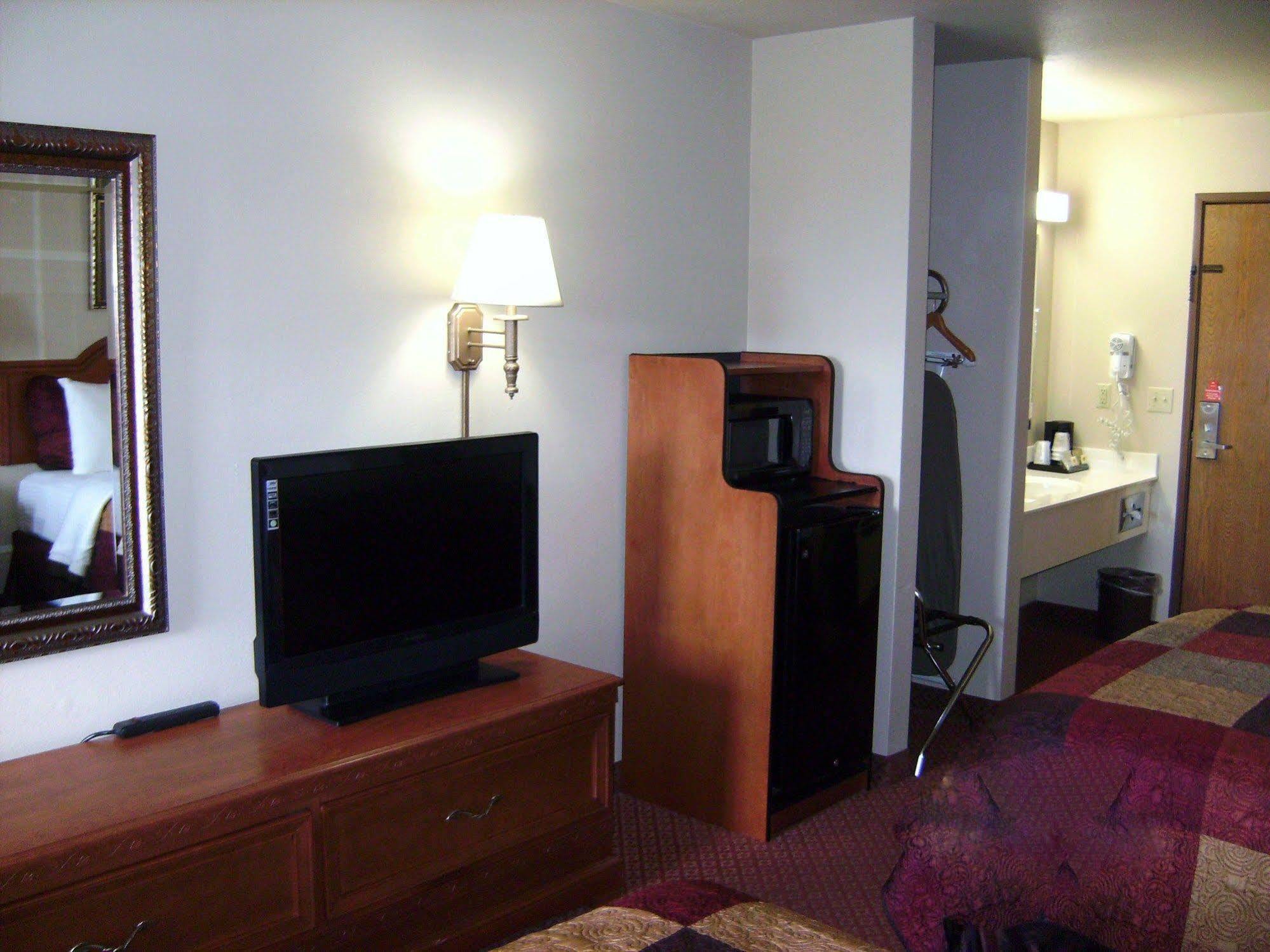 All American Inn & Suites Branson Ngoại thất bức ảnh