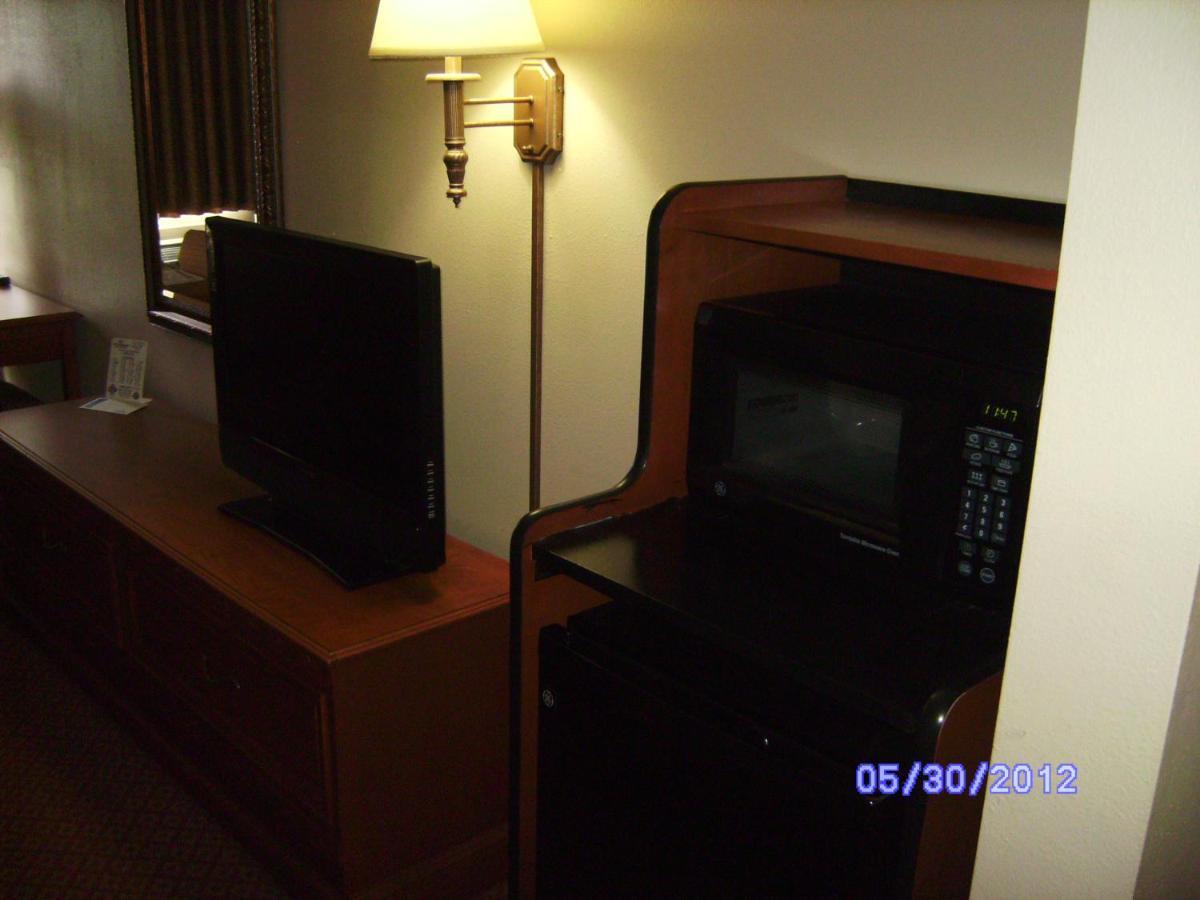 All American Inn & Suites Branson Ngoại thất bức ảnh